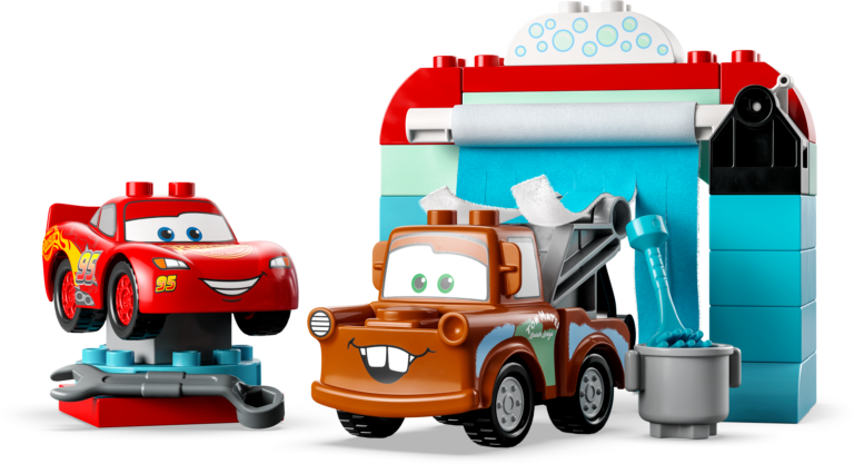 Lightning McQueen und Mater in der Waschanlage